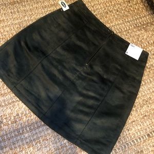 NWT Olive faux velvet skirt